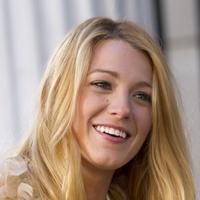 Blake Lively on the set of 'Gossip Girl' shooting on location | Picture 68545